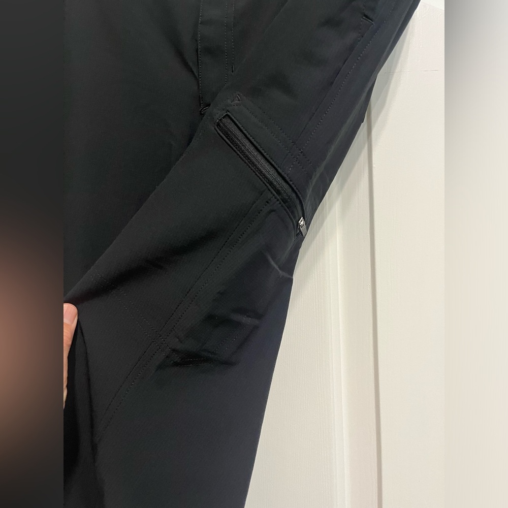 Eddie Bauer Women's Black Stretch Ripstop Crop Pant, NWT, Size 10 - Picture 4 of 9